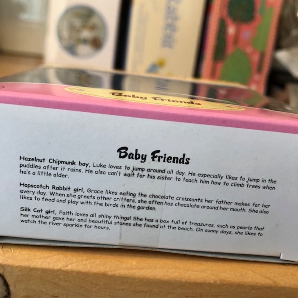 New Retired Calico Critters Baby Friends Kitten Bunny Chipmunk - Picture 11 of 12